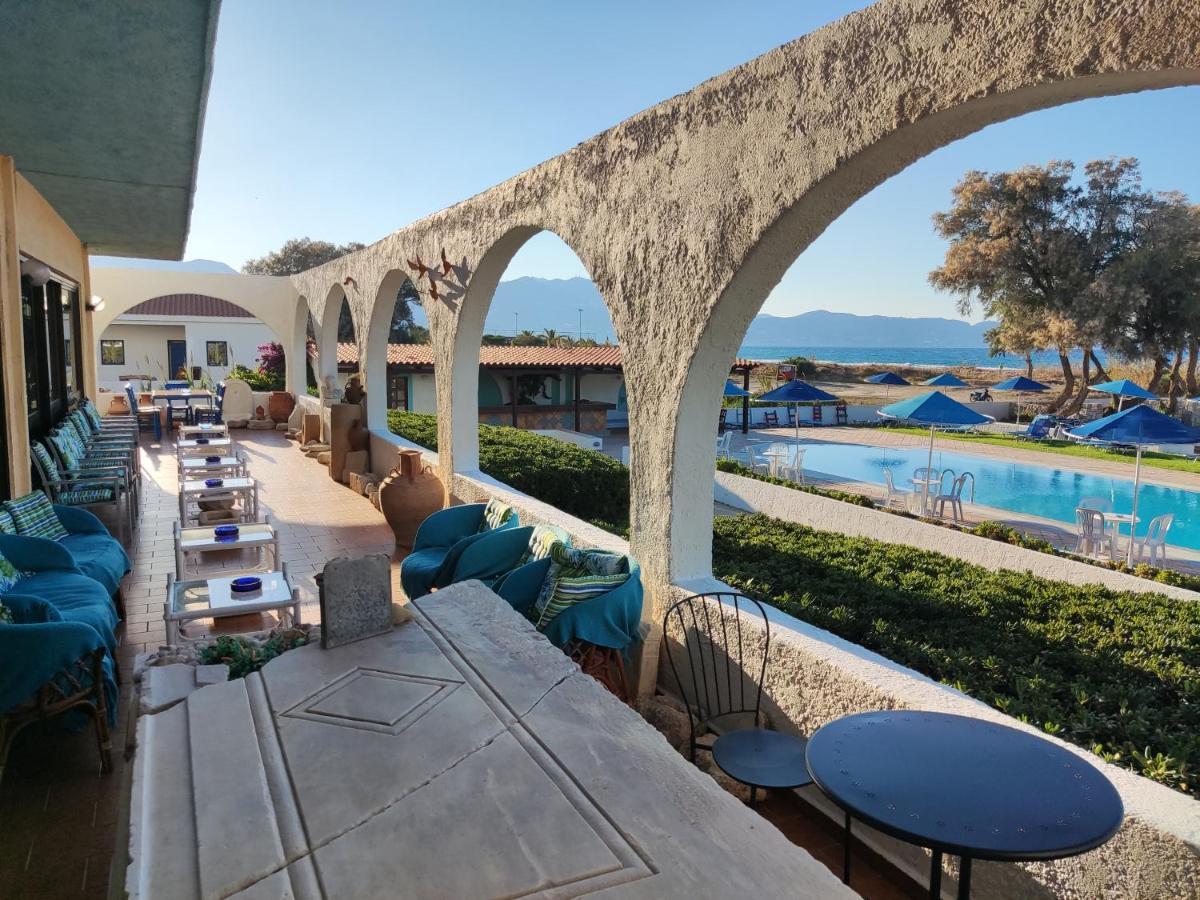Hotel Tsagarakis Beach Amoudara  Bagian luar foto